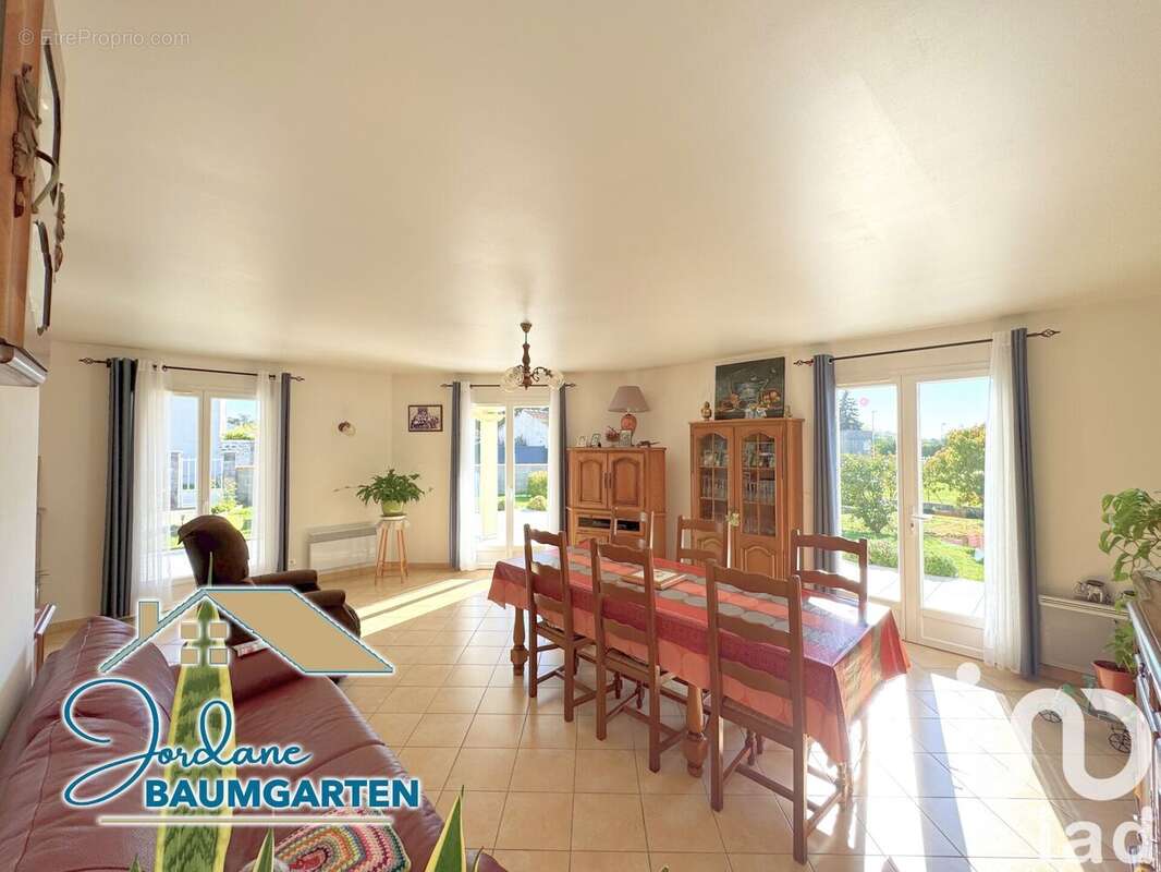 Photo 4 - Maison à SAINT-JUST-LUZAC