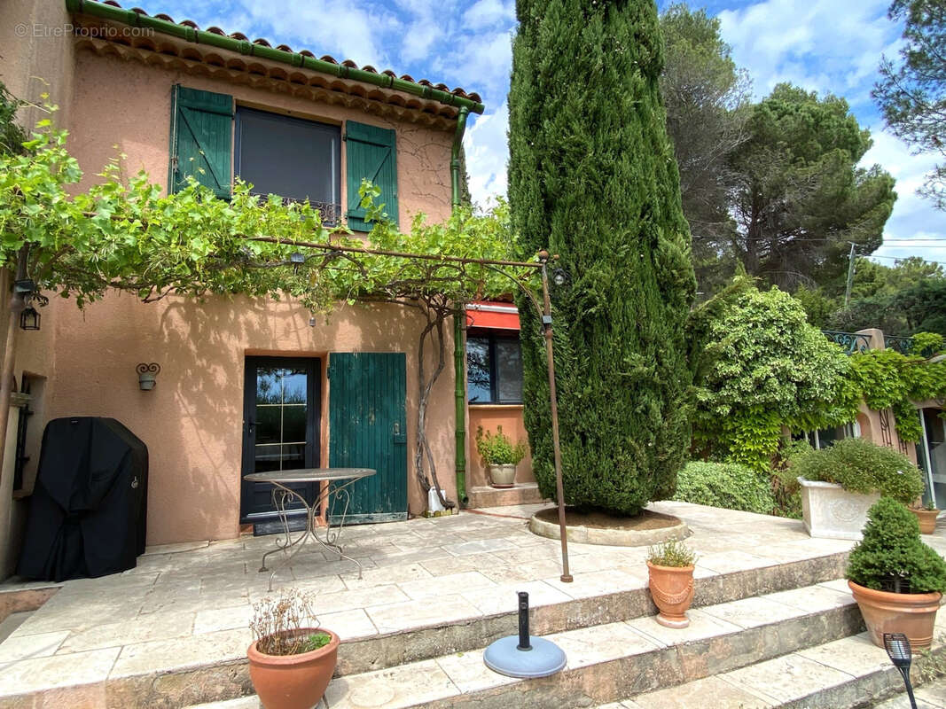 Maison à LE VAL