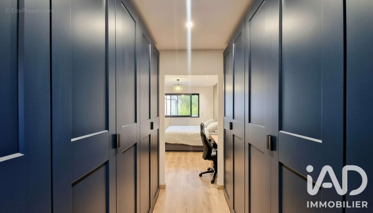 Maison 159 m² à Soisy-Sous-Montmorency  - photo 9