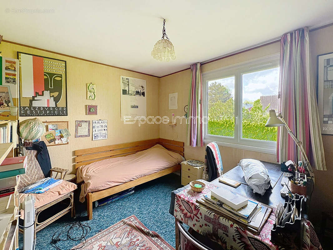 Maison à MONT-SAINT-AIGNAN