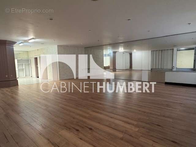 Commerce à SAINT-ETIENNE