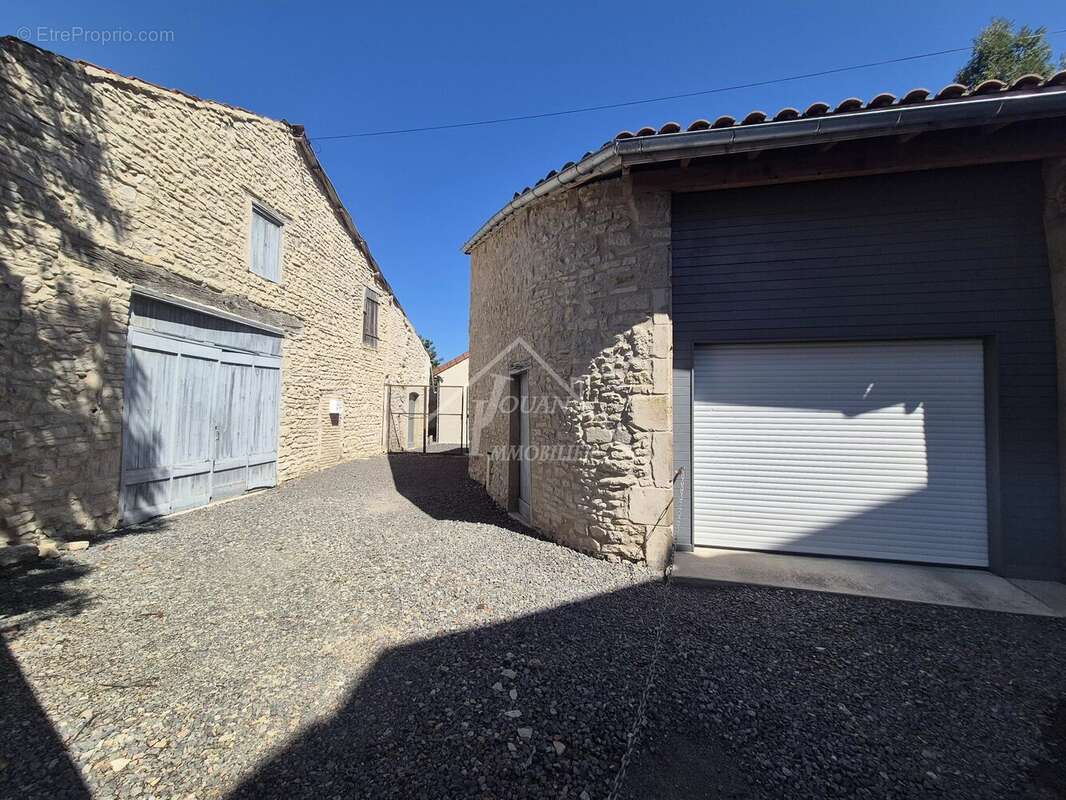 Maison à GANNAT