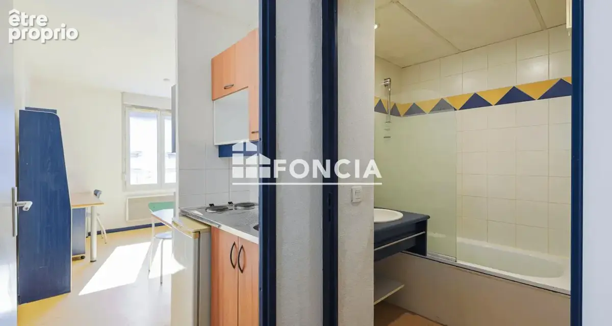 Fontaine – studio 19 m² – spécial investisseur – parking – tram a – dpe d – 54 000 € - photo 2