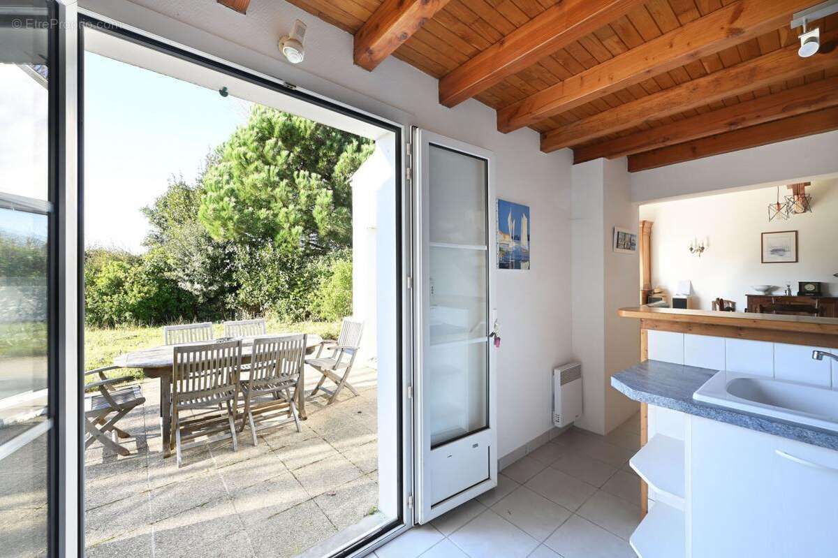 Maison à LES PORTES-EN-RE