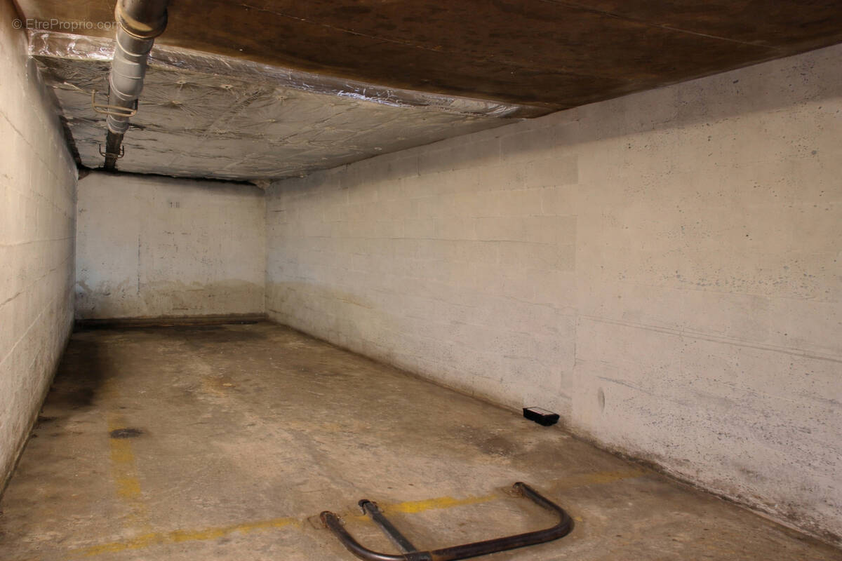 Parking à SAINT-CLOUD