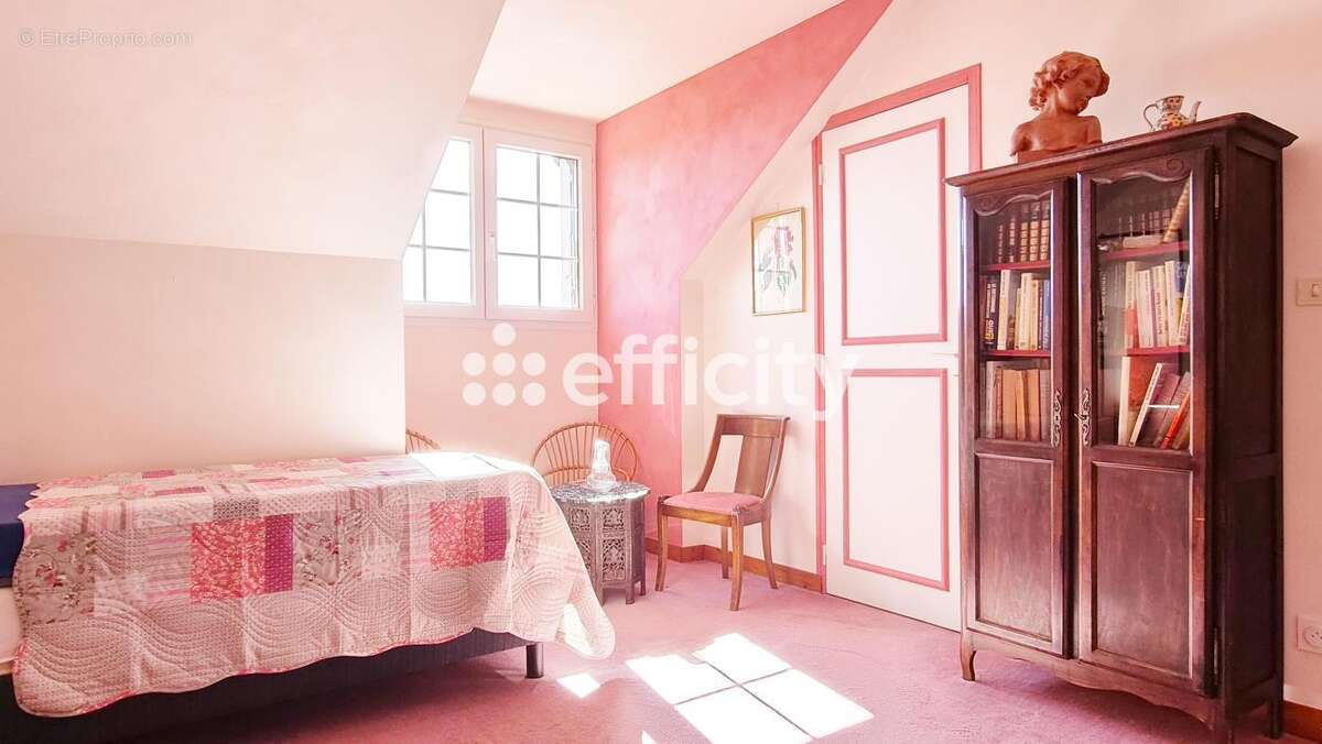 Maison 207 m² à Le Loroux-Bottereau  - photo 15