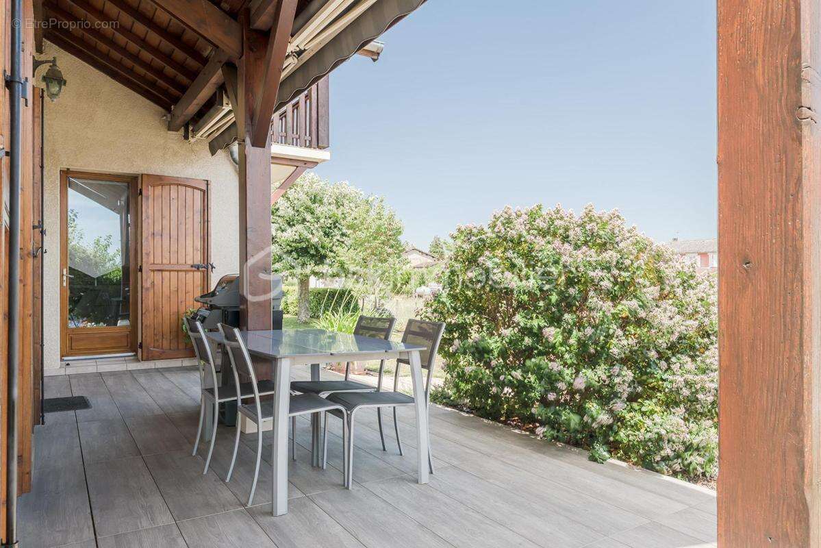 Maison au calme avec 4 chambres et un bureau sur sous sol complet - photo 8