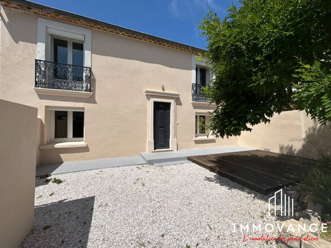 Appartement à JACOU