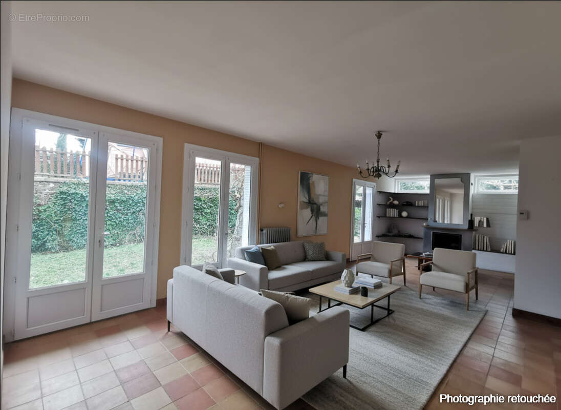 Maison 6 pièces - 170 m² - Fort potentiel - photo 5