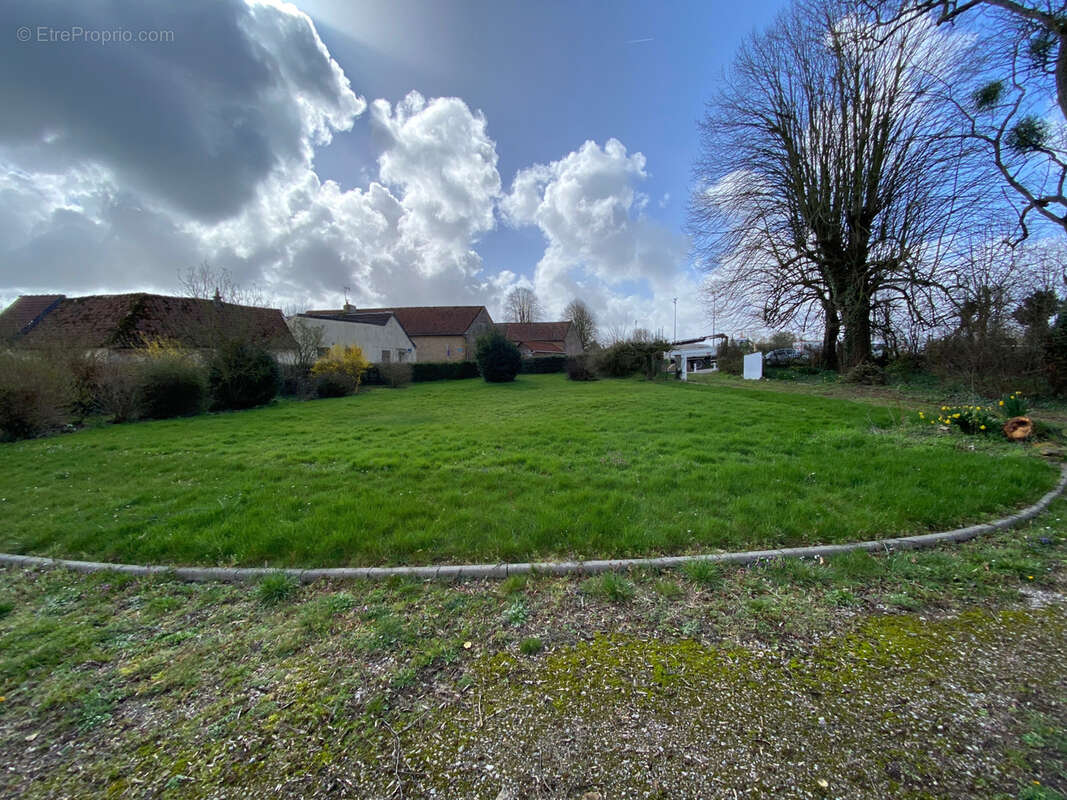 Maison à CRECY-EN-PONTHIEU