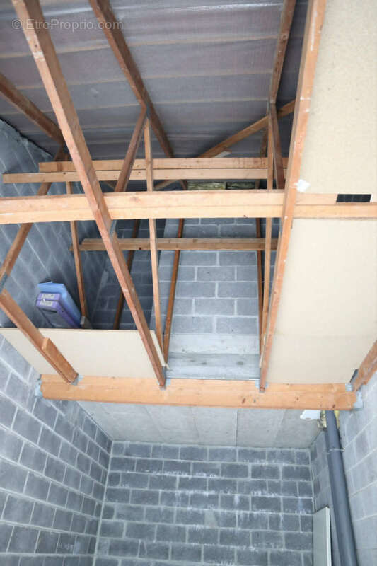 Appartement à MONTIGNY-EN-OSTREVENT