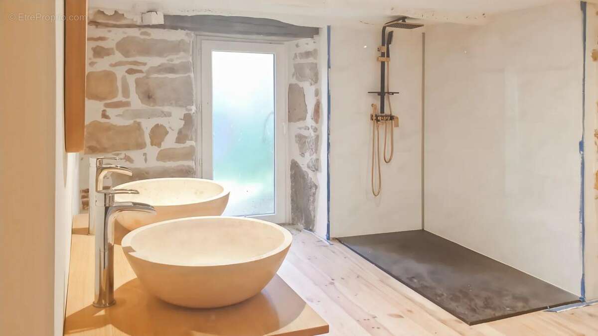 Maison à CAUSSE-ET-DIEGE