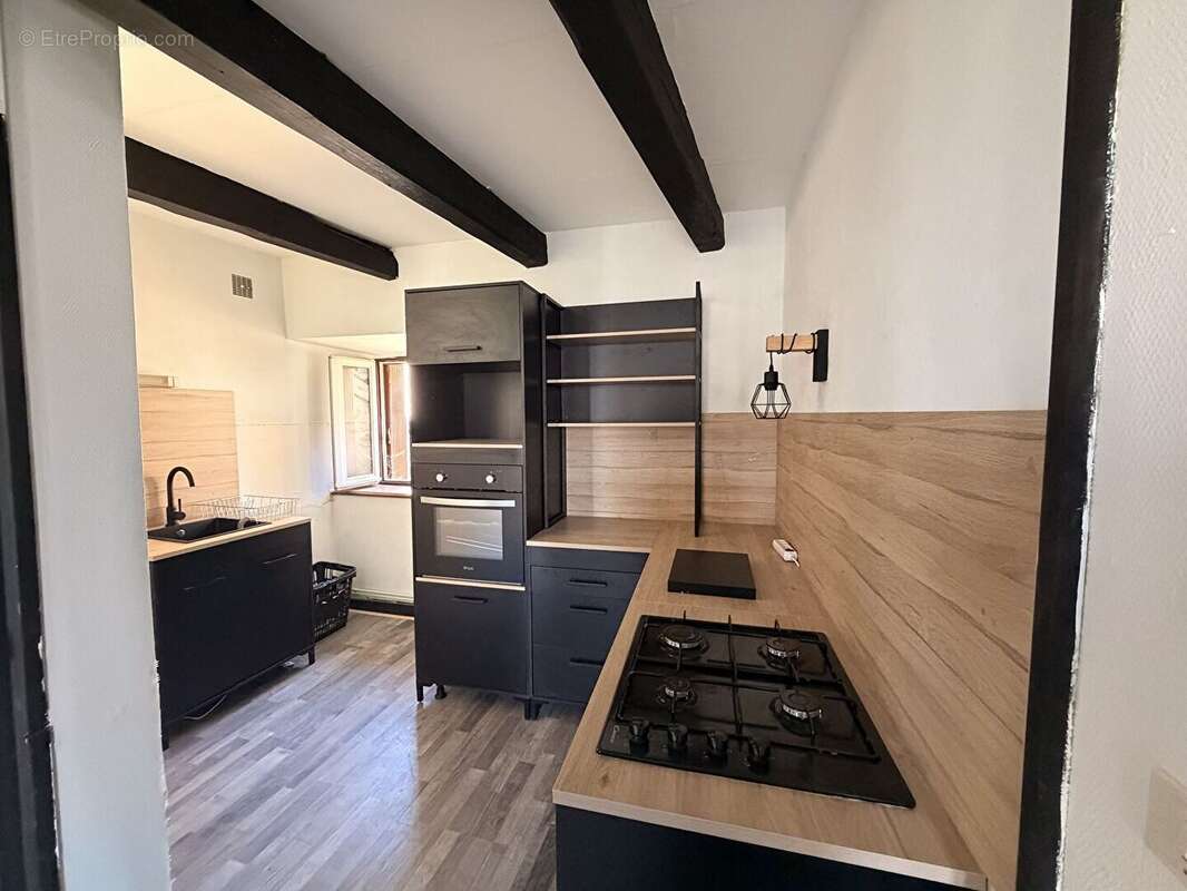 Maison à CEZENS