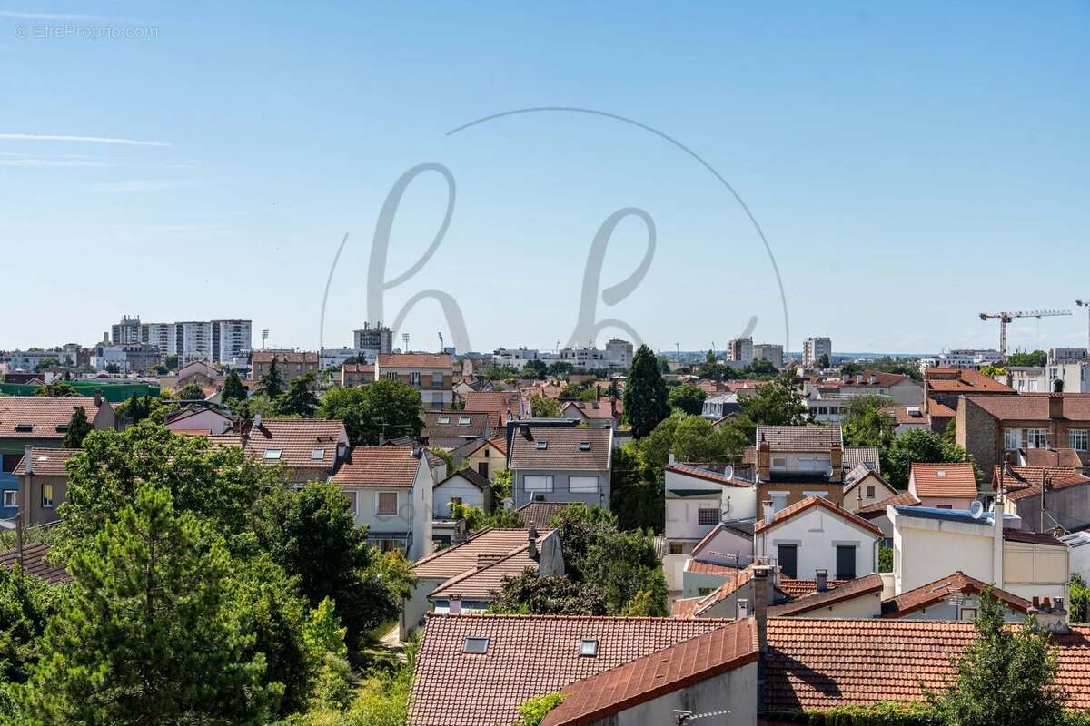 Dernier étage avec vue – 3 pièces lumineux, sans travaux - photo 16