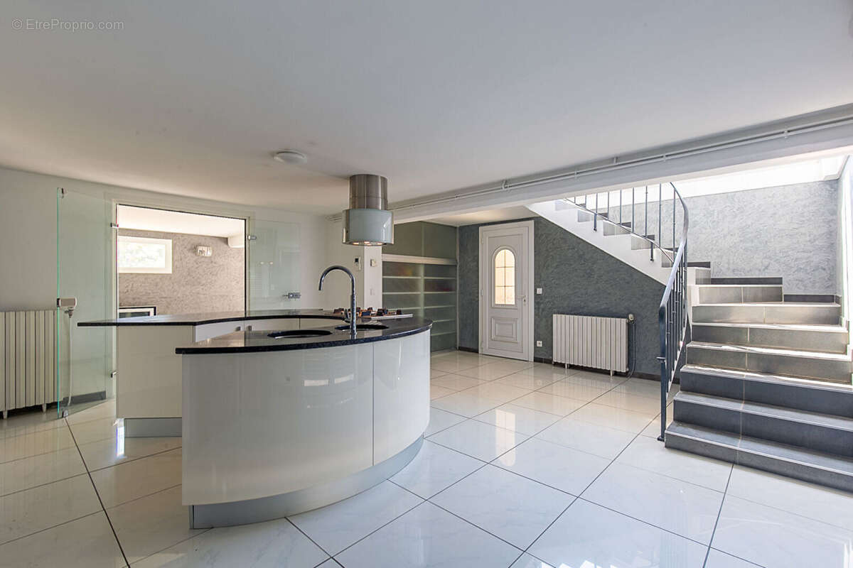 Maison 153m² à rognonas - photo 6