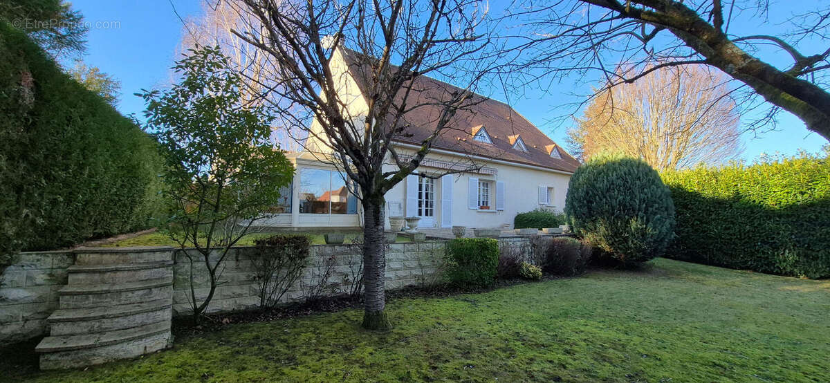 Maison à CREPY-EN-VALOIS