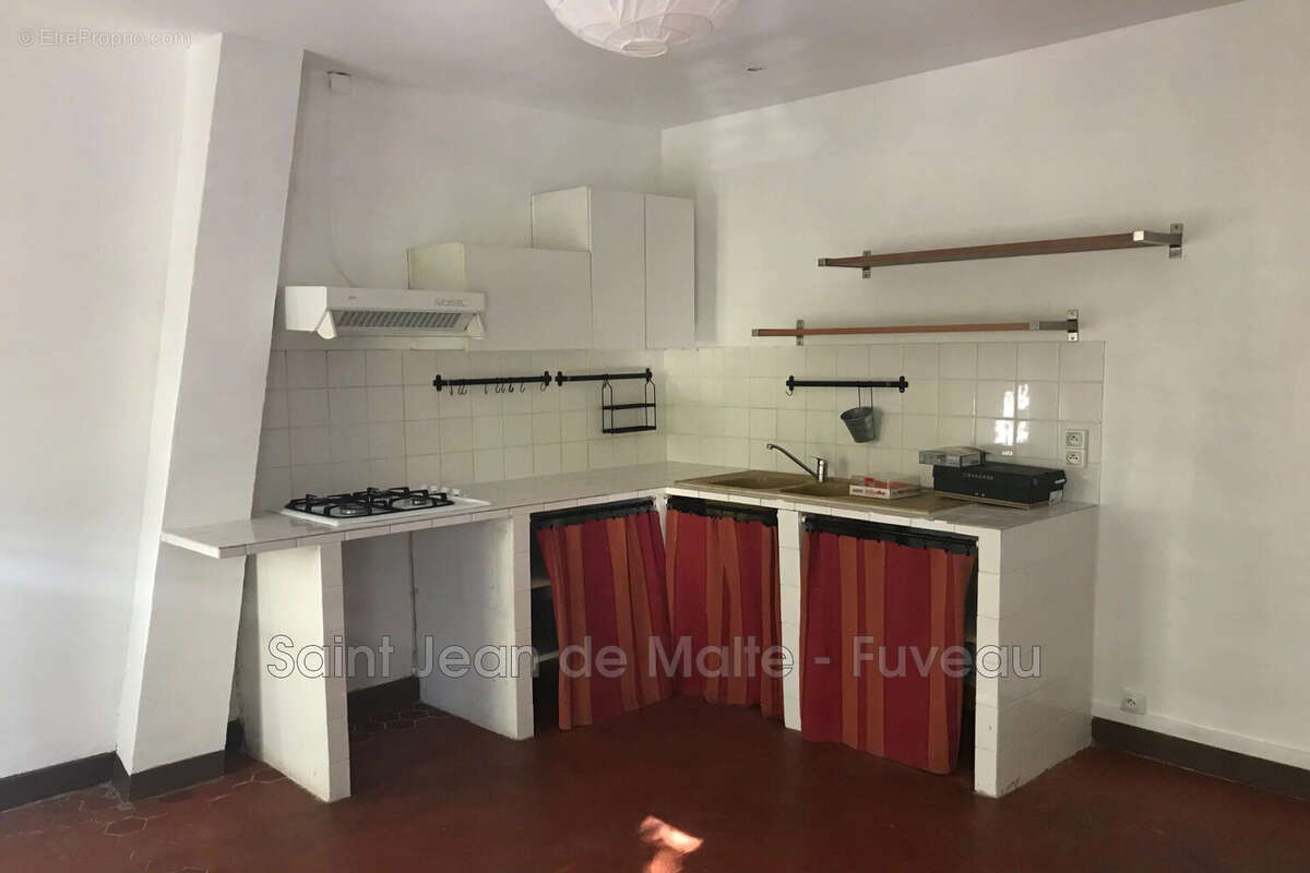 Appartement à ROUSSET