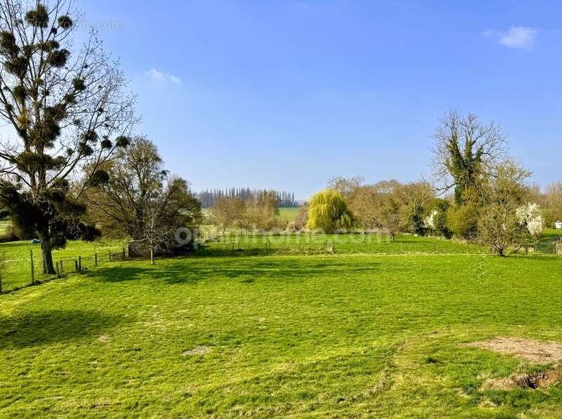 Maison à CREVECOEUR-EN-AUGE