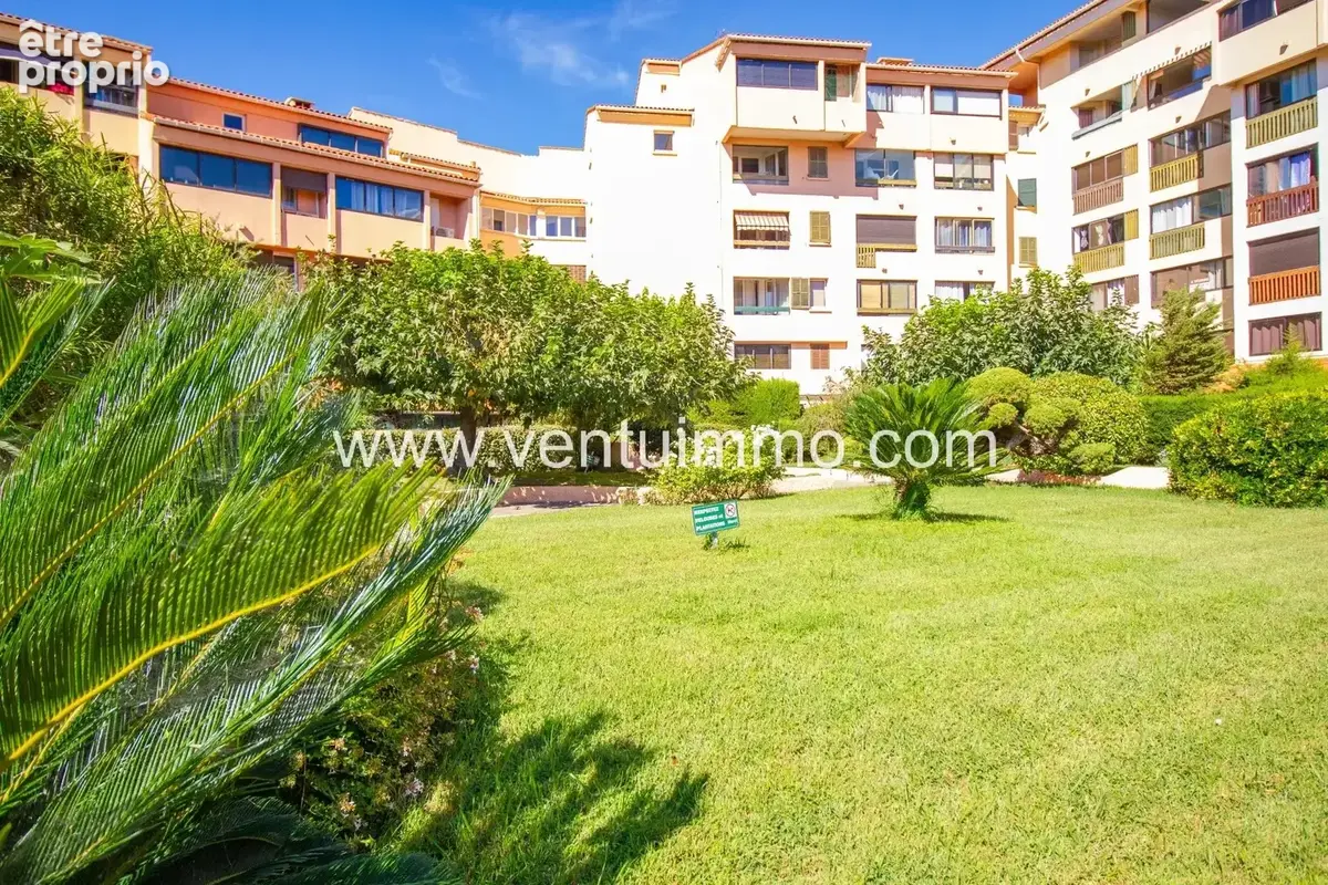 FRÉJUS Centre - TOURRACHE  Studio 27 m², piscine, tennis - photo 16