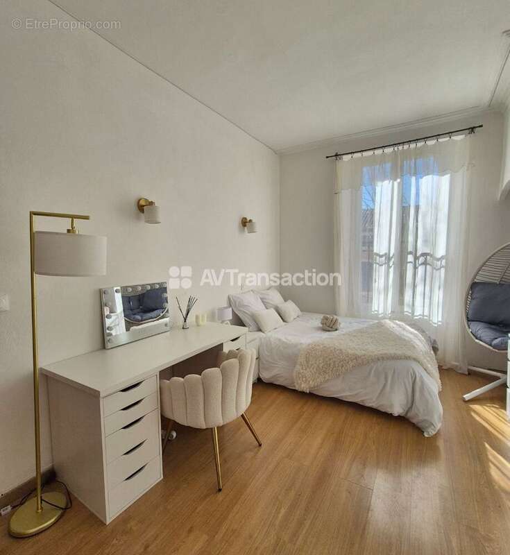 Appartement à LORGUES