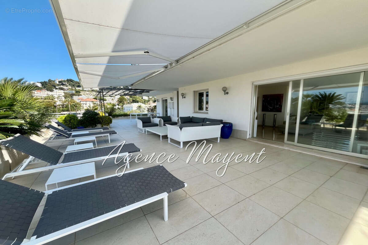 Appartement à CANNES