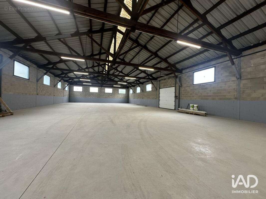 Photo 3 - Commerce à BRUNOY