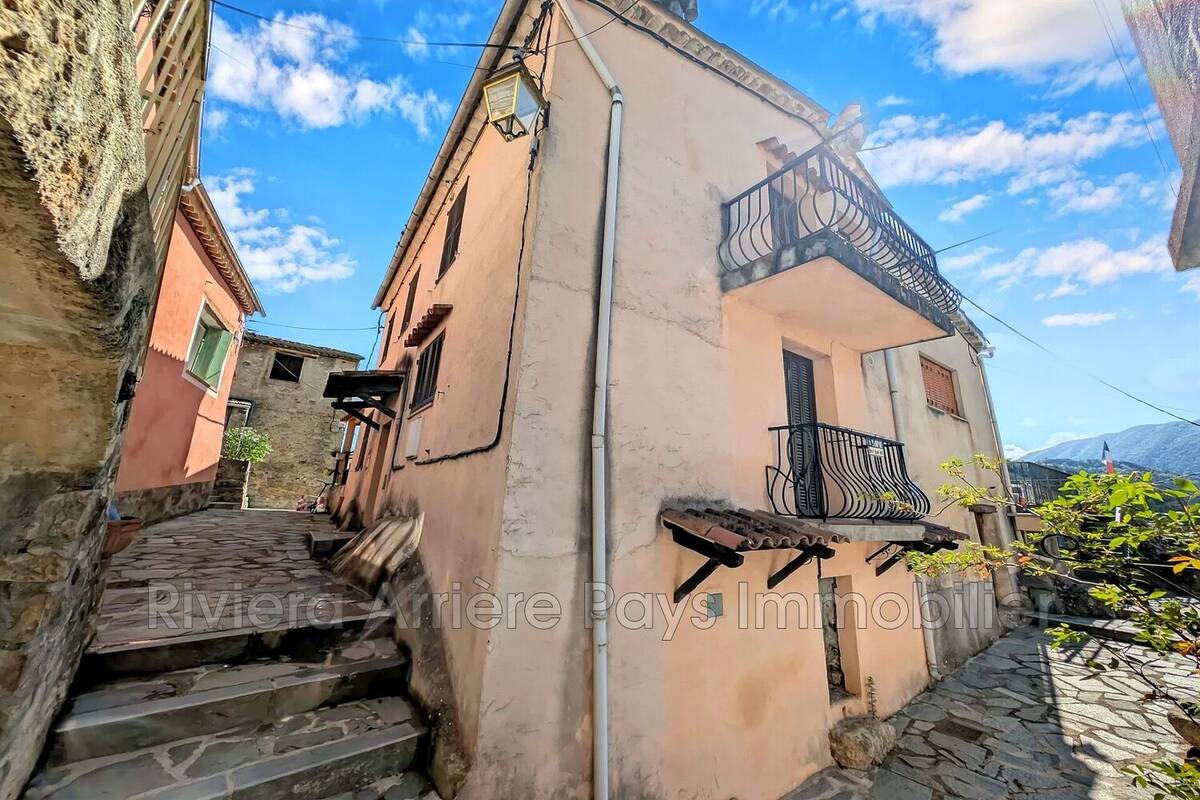 Maison à COLLONGUES
