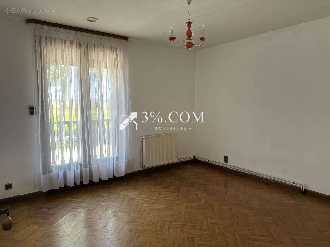 Maison à DOMBASLE-EN-XAINTOIS