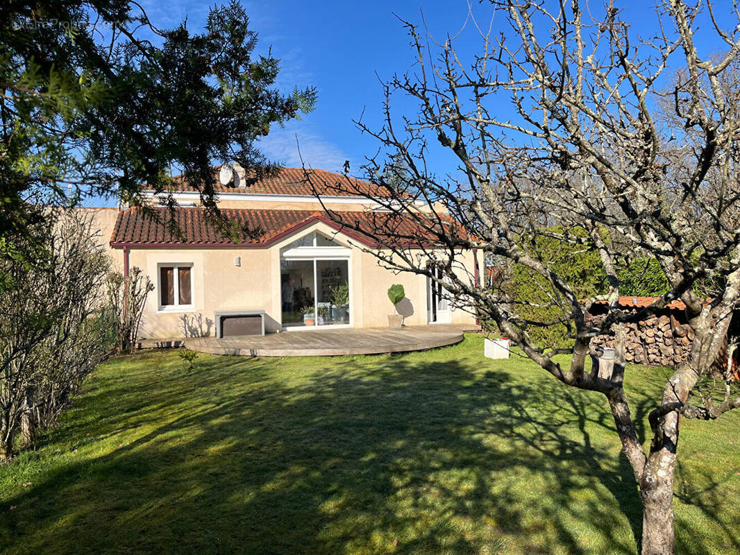 Maison à SAINT-BENOIT