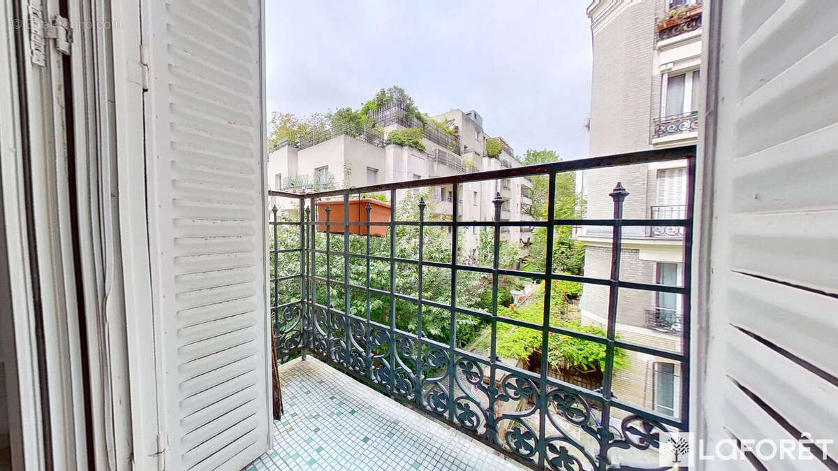 Appartement à PARIS-18E