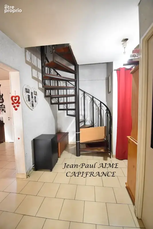 PONT-SAINT-ESPRIT – Maison T4 avec piscine, terrasse couverte et garage, à proximité des commodités - photo 5