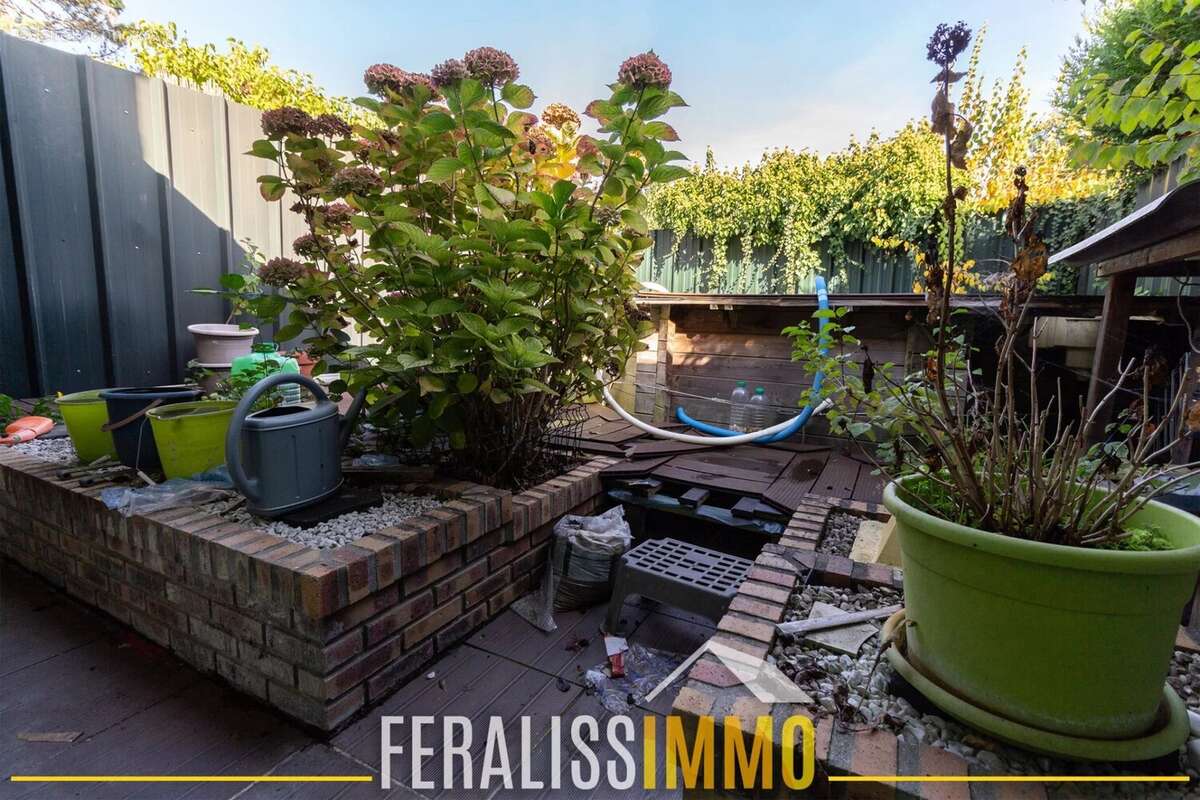 Maison à JOUY-LE-MOUTIER