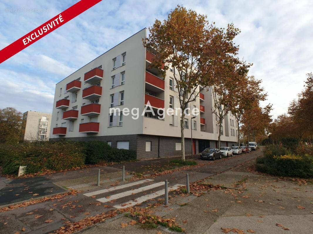 Appartement à LES MUREAUX