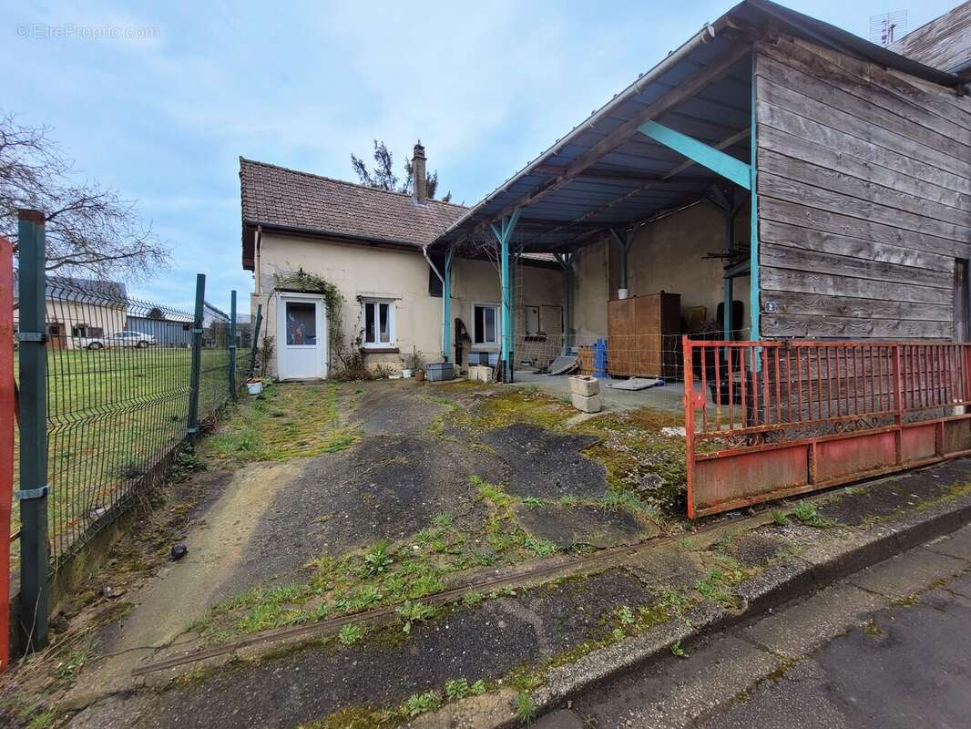 n°4 - Maison à NEUVILLE-COPPEGUEULE