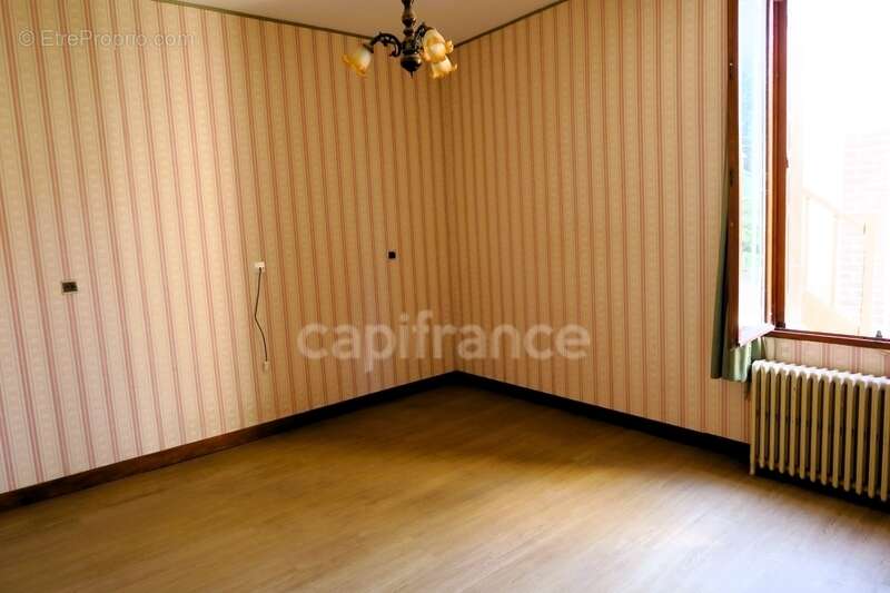Maison à DROUE