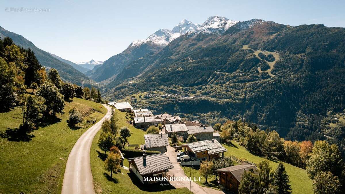 Maison à MONTVALEZAN