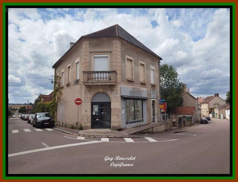 Appartement à PRECY-SOUS-THIL