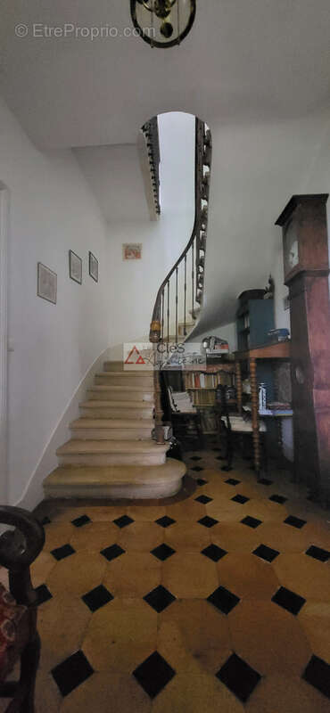 Maison à ILLATS