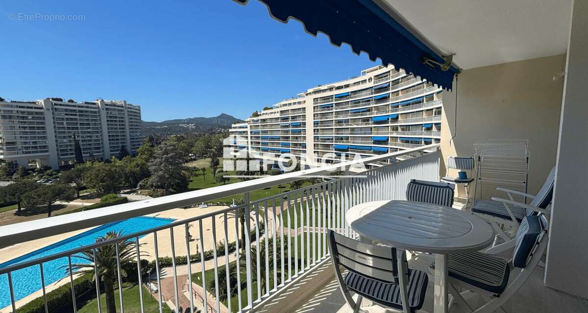 Appartement à MANDELIEU-LA-NAPOULE