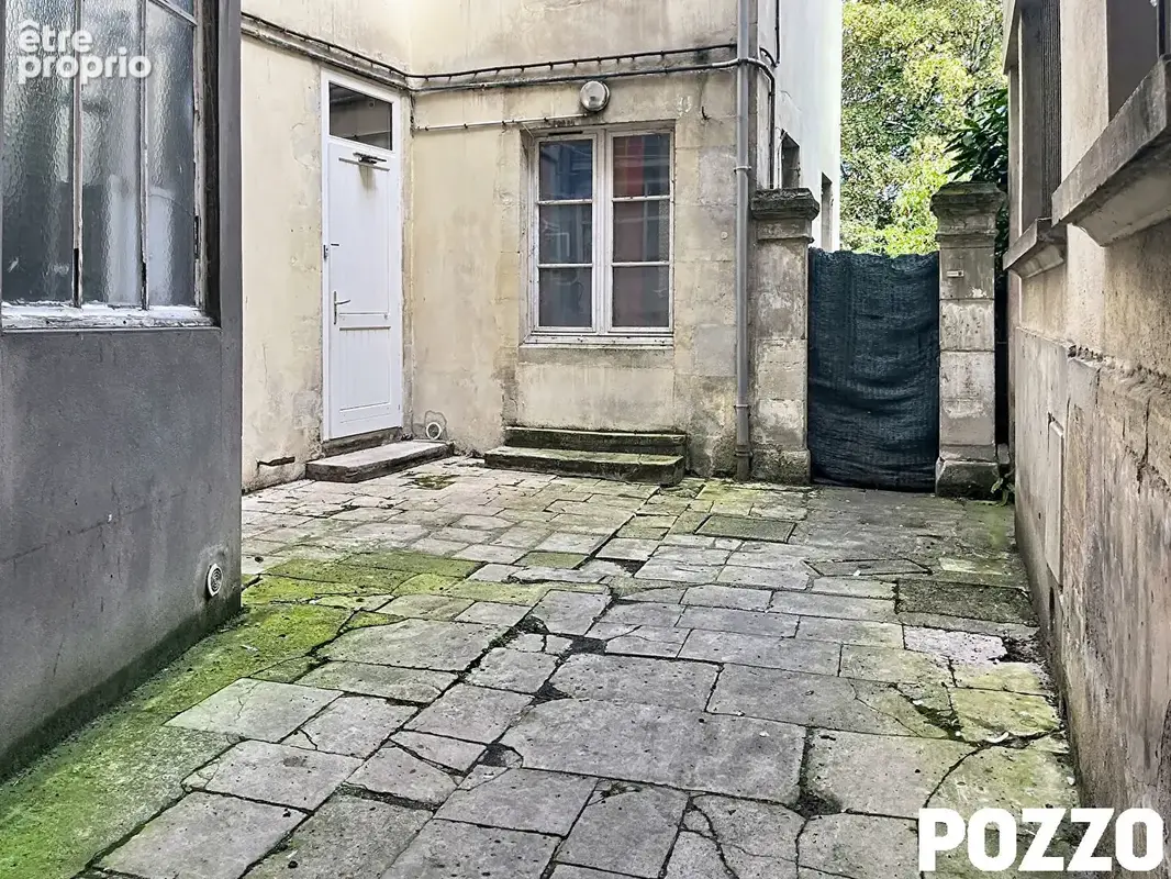 A Vendre  ,  Appartement type  studio  de charme en plein centre villle à Bayeux (14400) - photo 4
