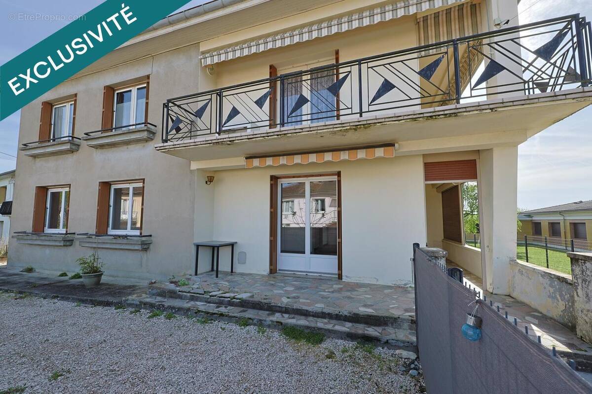 Photo 1 - Appartement à SAINT-TRIVIER-DE-COURTES