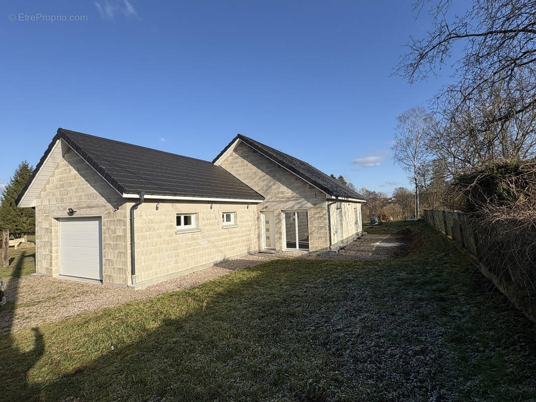 Maison à FONTAINE-LES-LUXEUIL