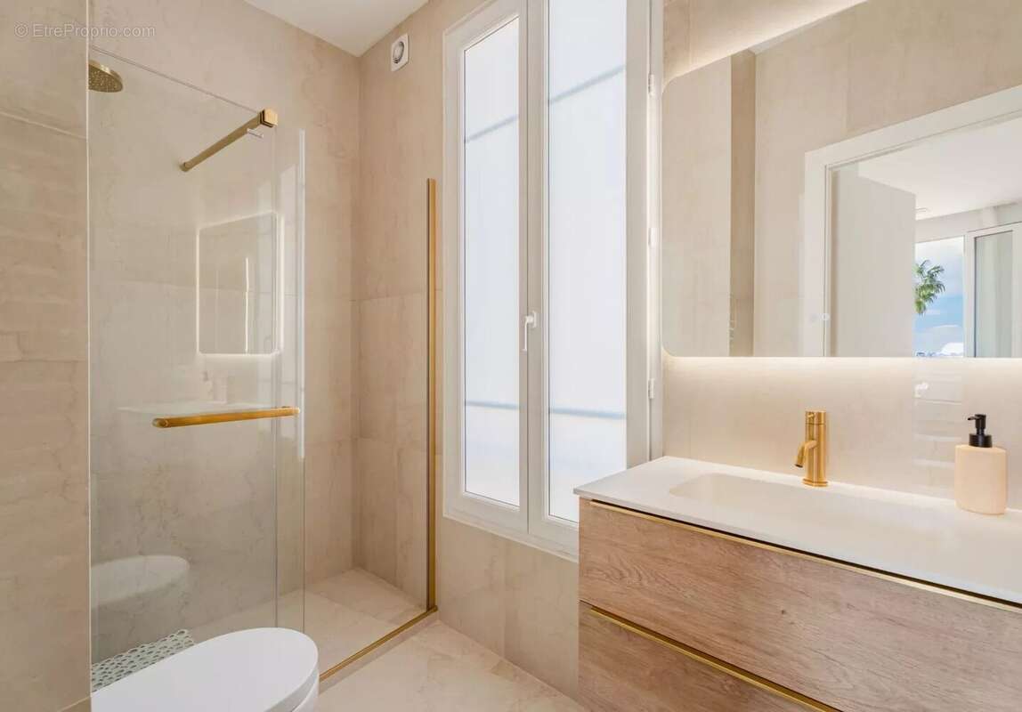 Appartement à BEAULIEU-SUR-MER