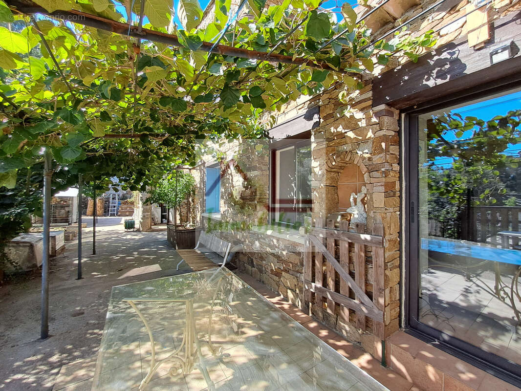 Maison à SENECHAS