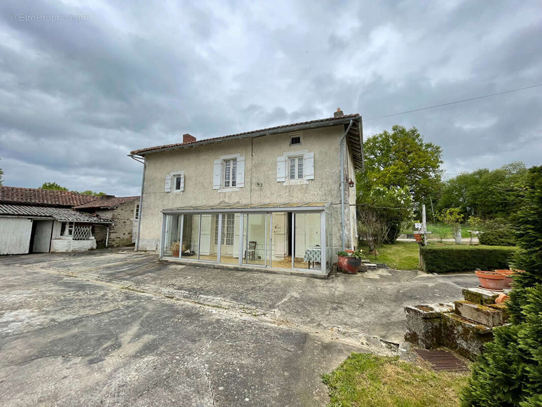 Maison Oradour Sur Vayres - photo 2
