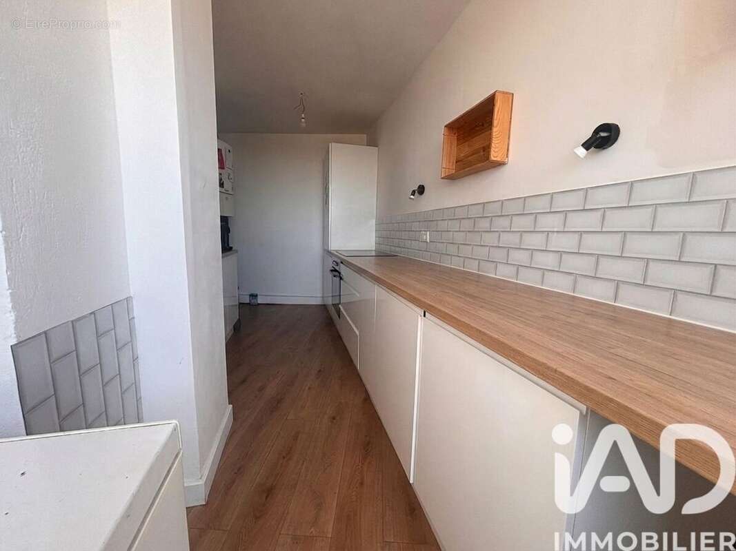 Appartement 78 m² à Toulon  - photo 2