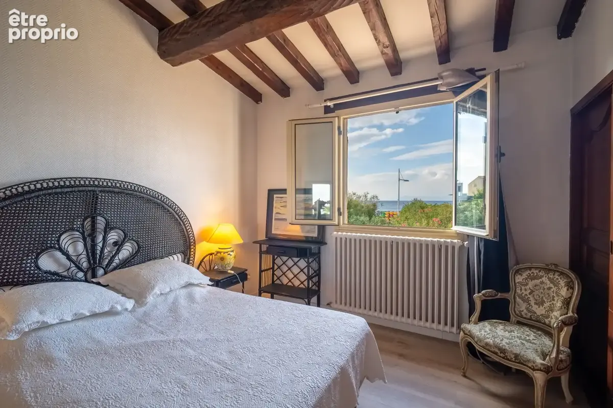 Le Brusc - Maison T5 en bord de mer - photo 14