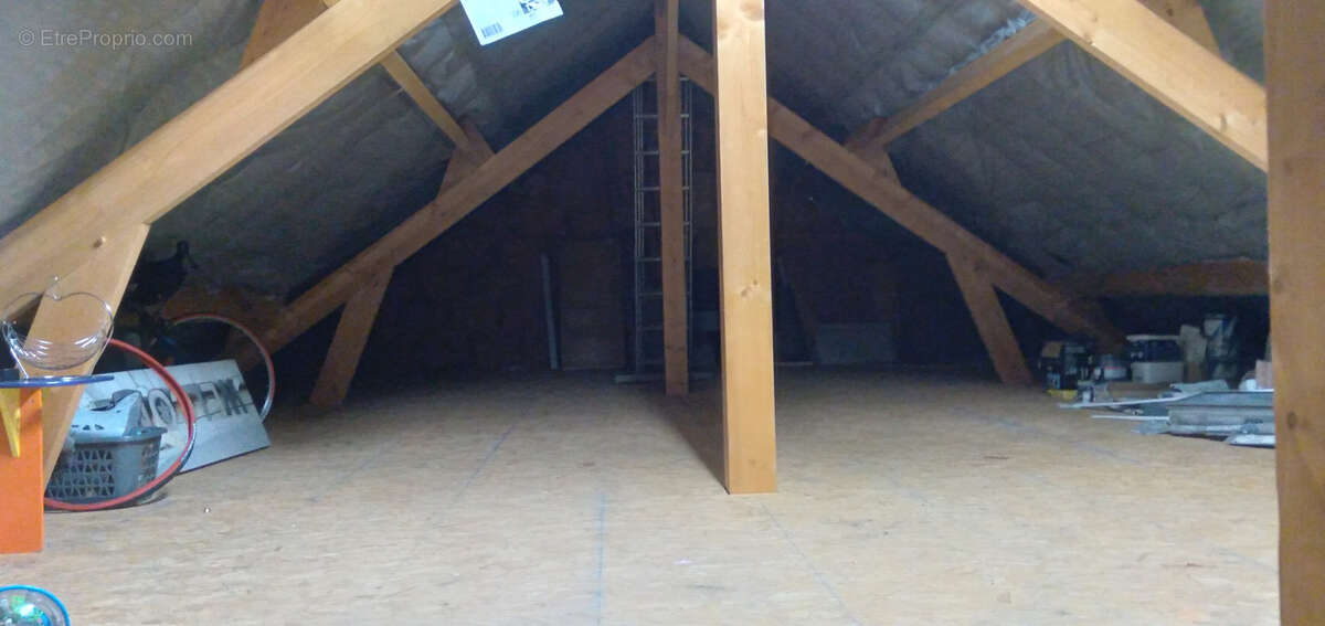 Maison à BREZOLLES