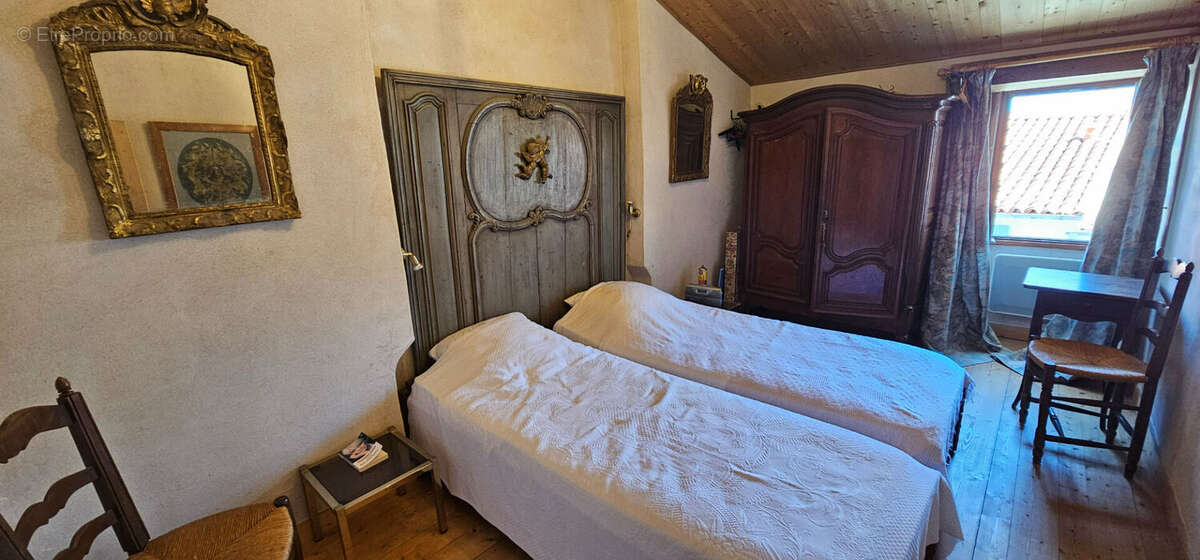 Maison à SAINT-CLEMENT-DES-BALEINES