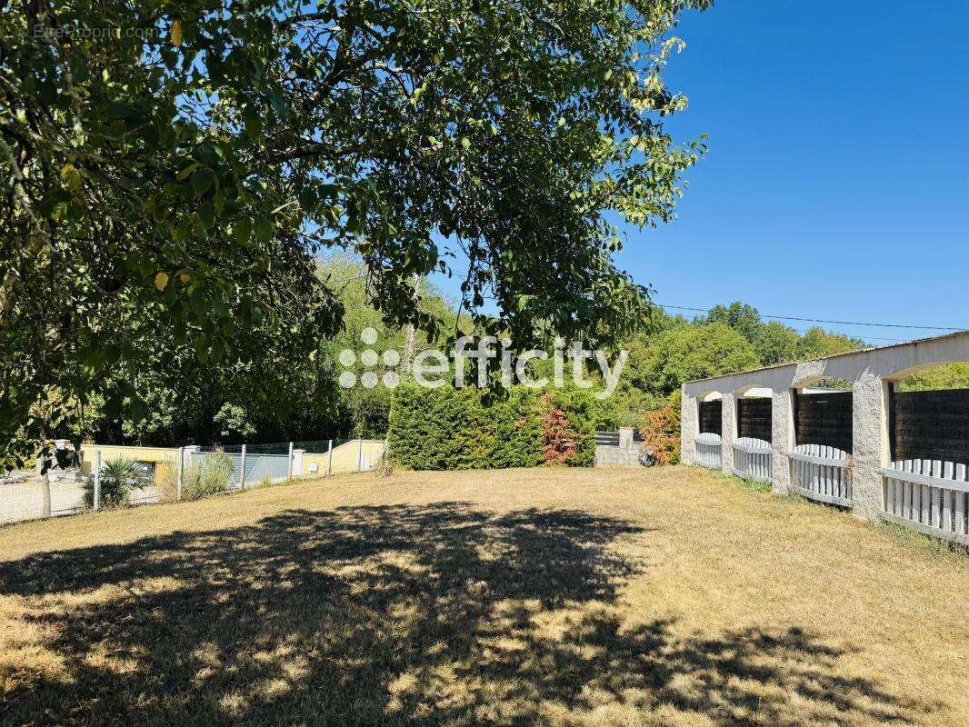 Maison 4 pièces 106 m² à vendre à La Lande-De-Fronsac (33240) - photo 11